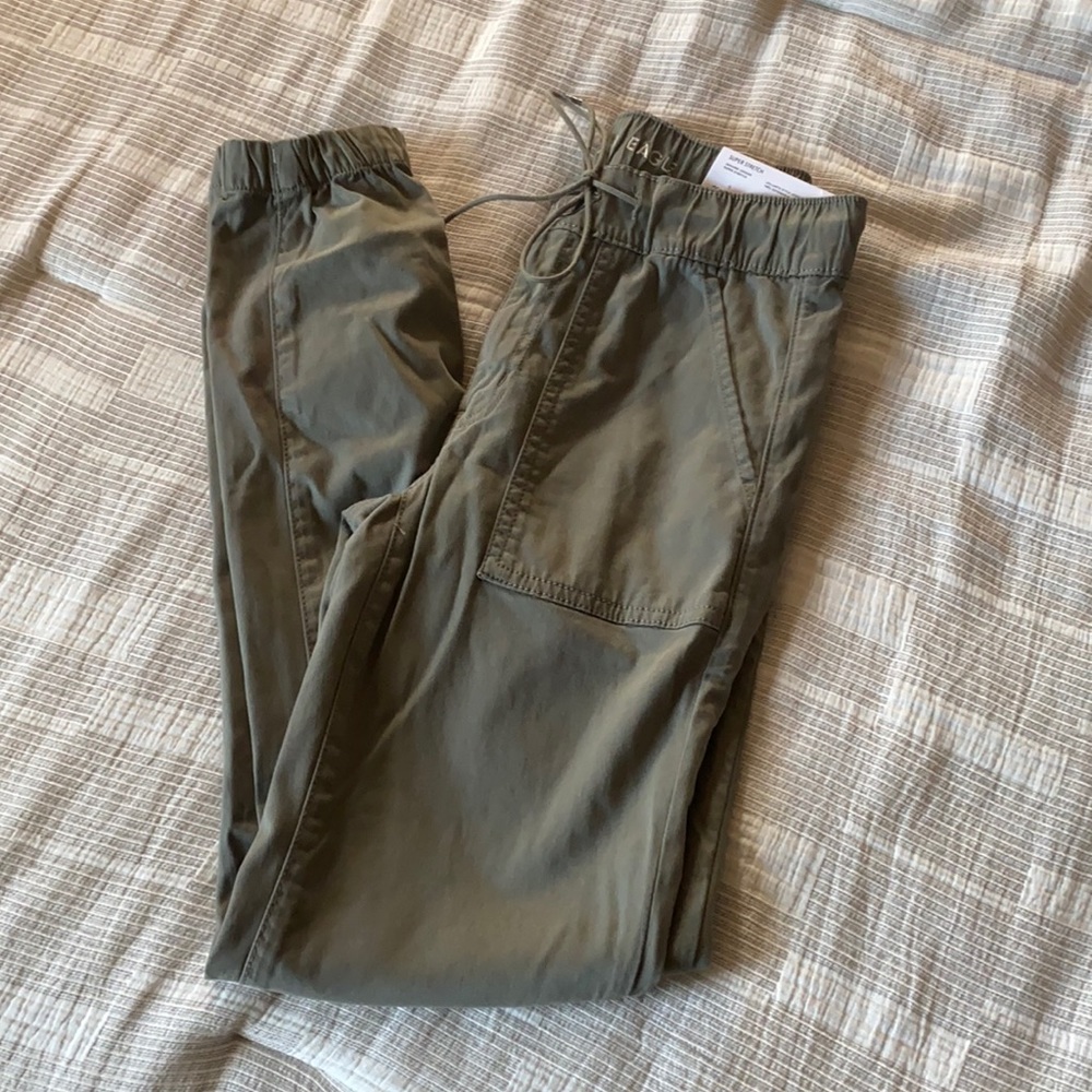 Green high-rise joggers